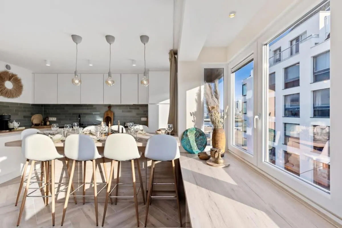 Alejandro - Lovely 2 Bedroom Apartment In Ostend