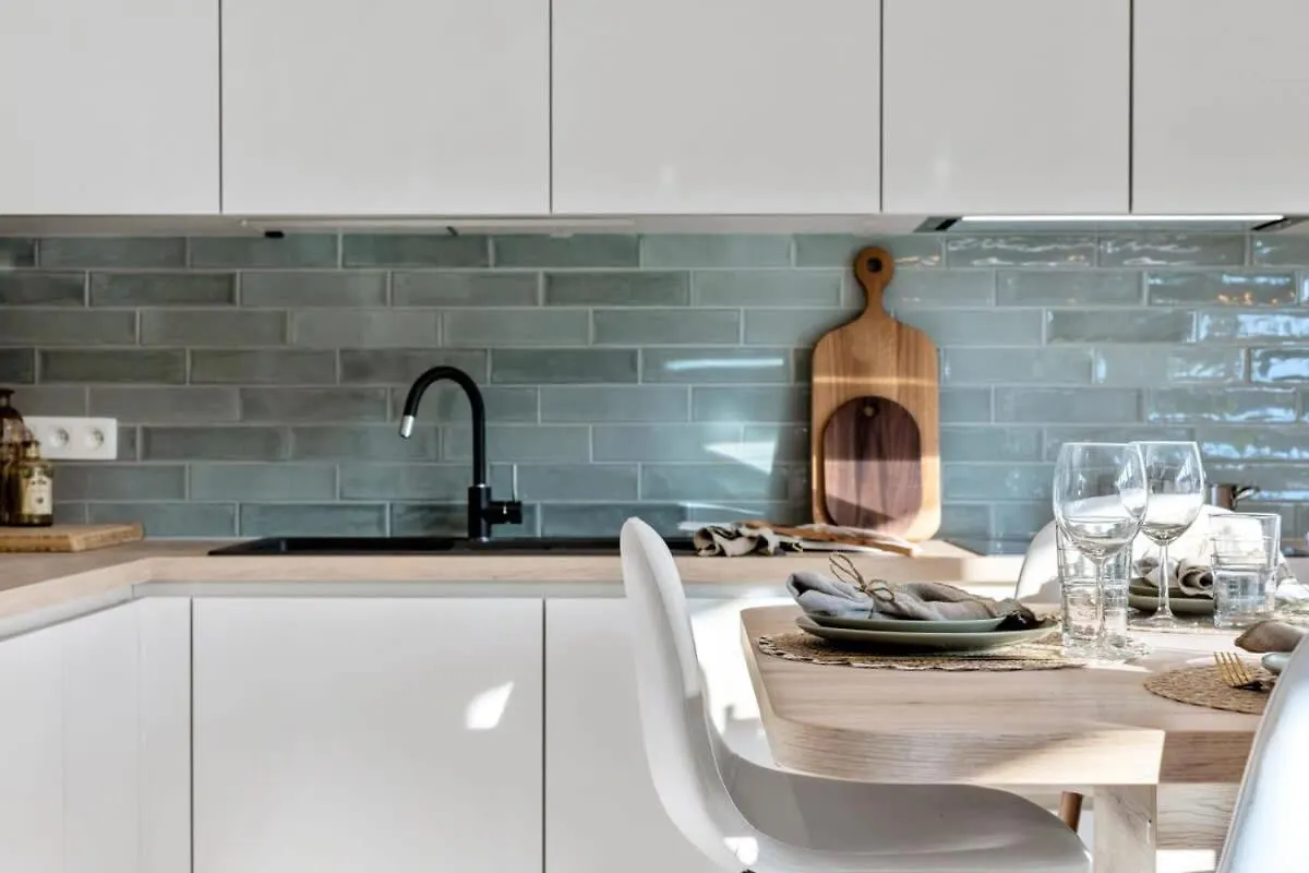 Alejandro - Lovely 2 Bedroom Apartment In Ostend